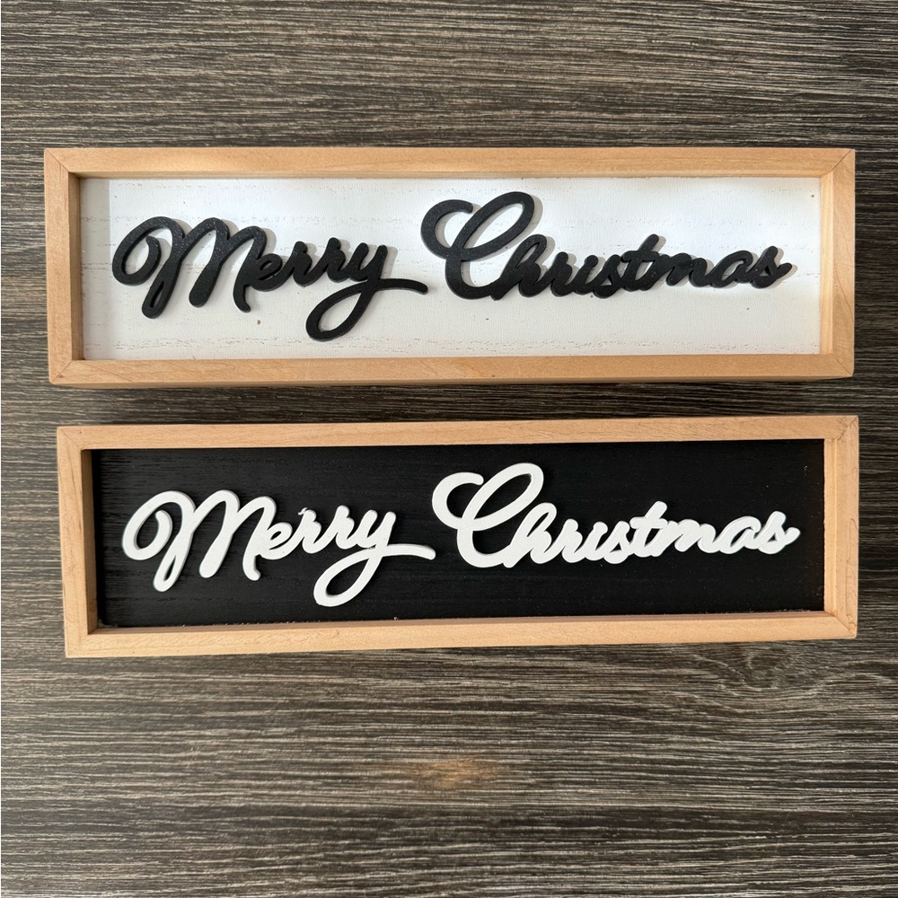 NWT MERRY CHRISTMAS wooden sign decor set of 2